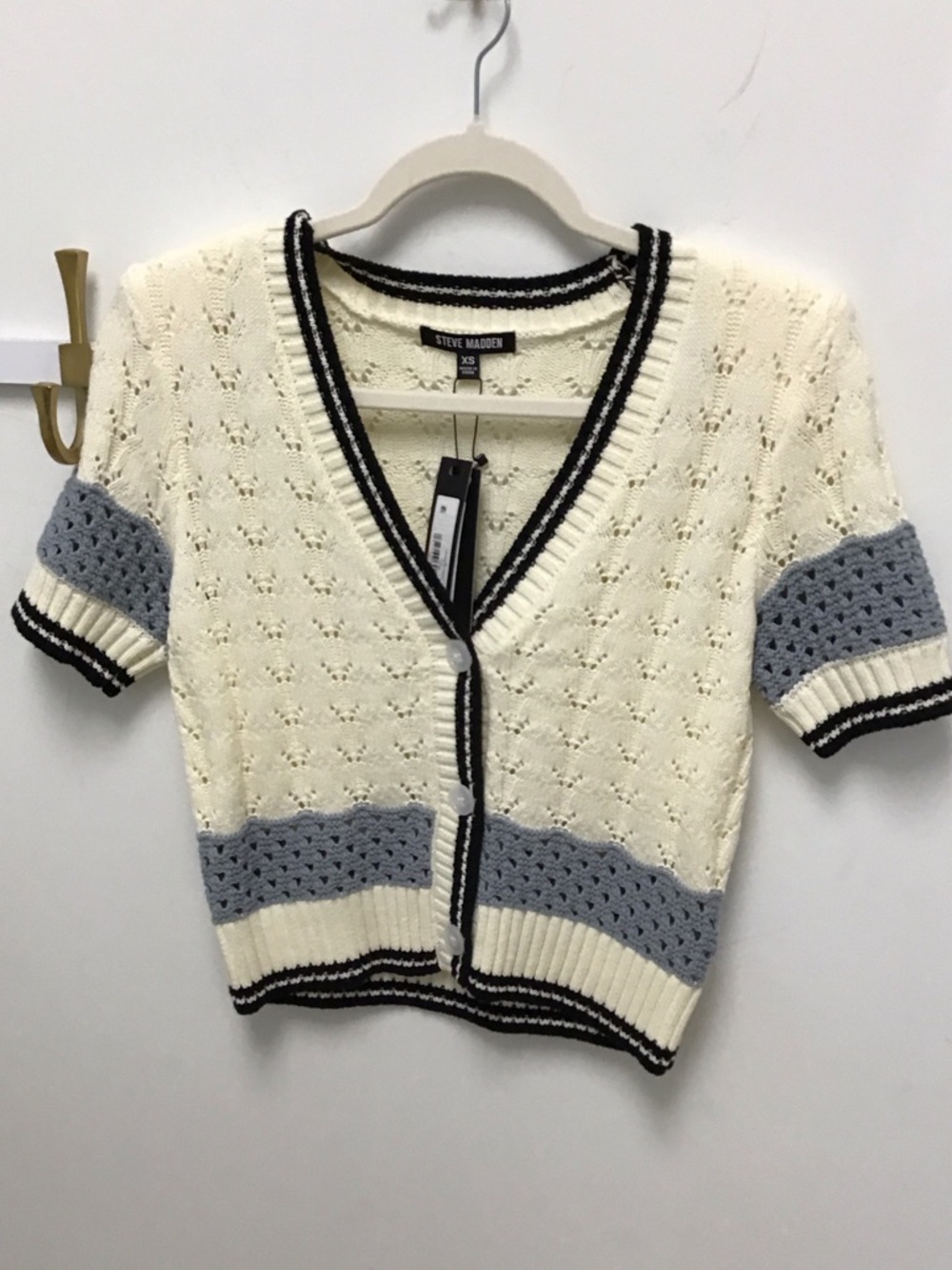 Steve Madden Cream and blue Short Sleeve V-Neck Knit Cardigan with Black Trim